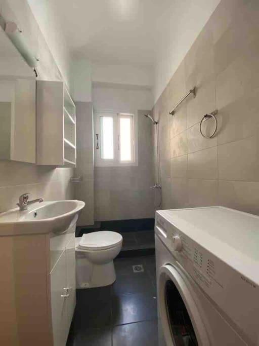 Lovely 1 Bedroom Apartment In Athens Luaran gambar