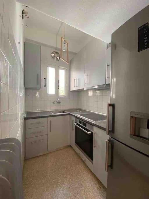 Lovely 1 Bedroom Apartment In Athens Luaran gambar